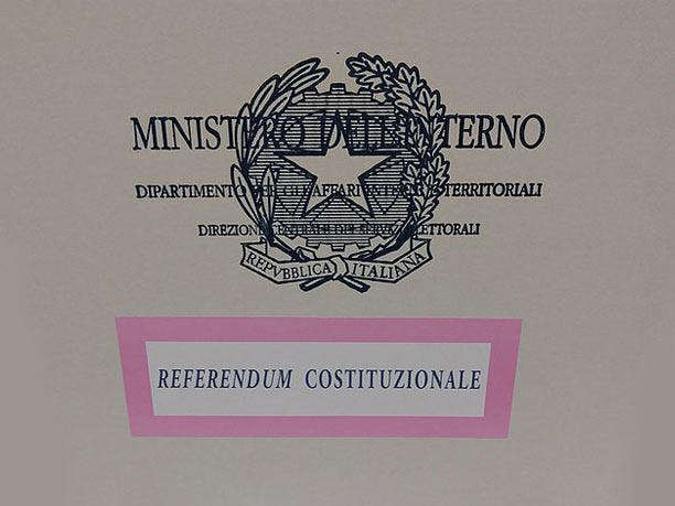 Immagine: referendum-urna_1216